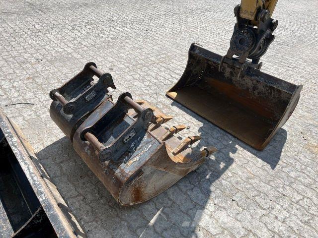 CAT 305E2 CR Muu