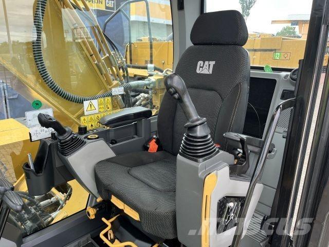 CAT 330 Muu