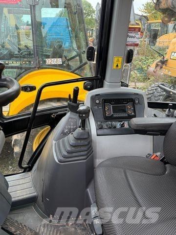 CAT 434 Ekskavaatorlaadurid