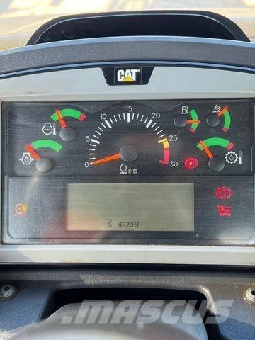 CAT 730 Muu