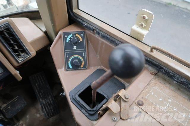 CAT 910 E Rataslaadurid