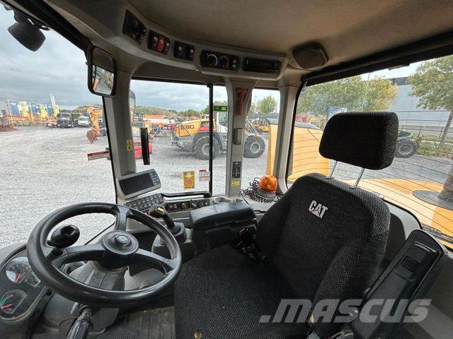 CAT 930K Radlader Rataslaadurid