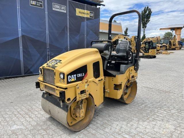 CAT CB2.5 Muu