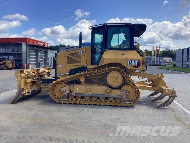 CAT D5 Muu