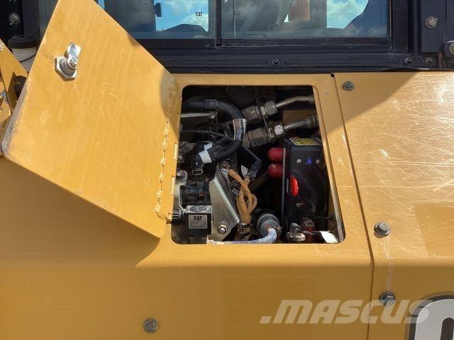 CAT D5 Muu