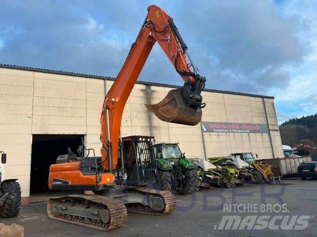 Doosan DX 225 LC-5 Roomikekskavaatorid