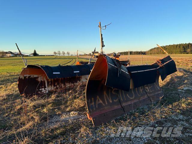 Dücker Schneepflug Pöördadrad