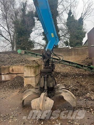 Fuchs MHL320 T4f Ratasekskavaatorid