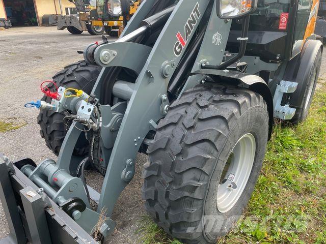 GiANT G5000 Rataslaadurid