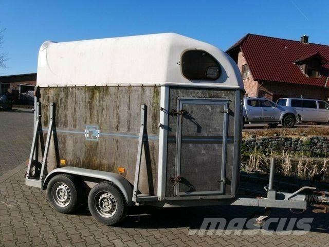  Holz Poly 2 Pferde Loomaveohaagised