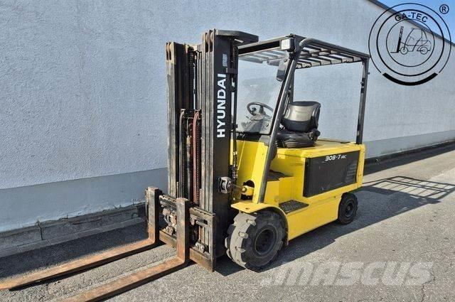Hyundai 30B-7 Elektritõstukid