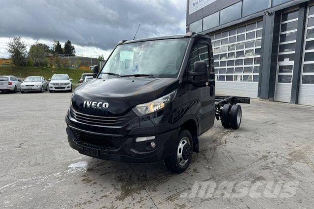 Iveco 35C21 Daily Muu