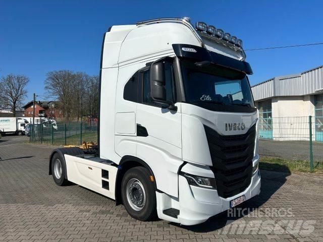 Iveco S-Way 530 Sadulveokid