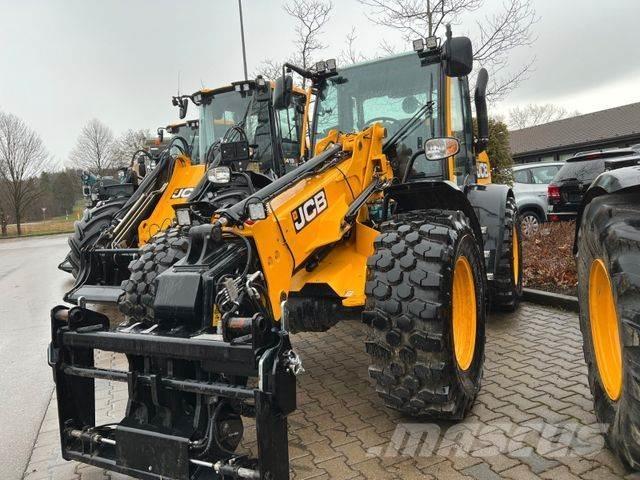 JCB TM 320 Rataslaadurid