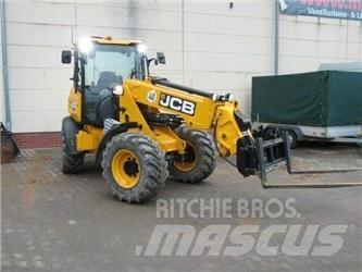 JCB TM220 Agri Rataslaadurid