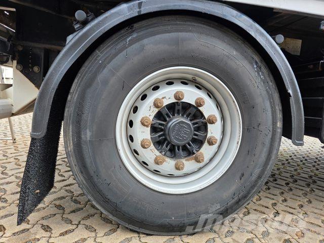 Krone AZ / Baustoff Madelhaagised