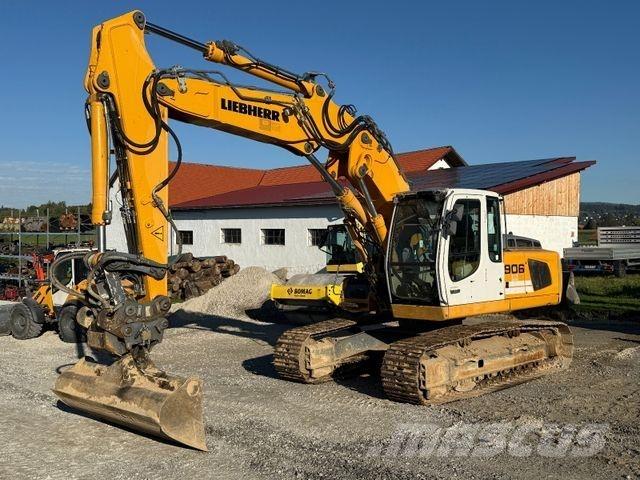 Liebherr R 906 LC Roomikekskavaatorid