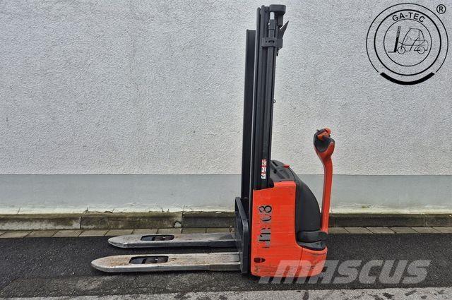 Linde L12 Kõrged komplekteerimistõstukid