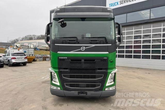 MAN TGX 33.520 6x4 Sadulveokid