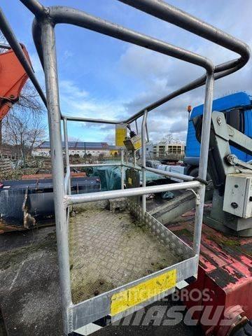 Manitou 120 AE Iseliikuvad poomtõstukid