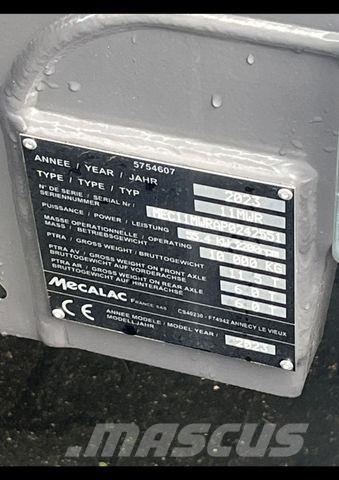 Mecalac 11 MWR Ratasekskavaatorid