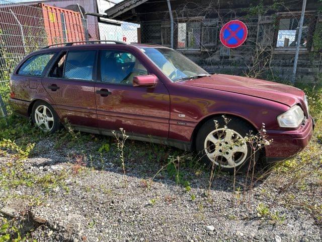 Mercedes-Benz 200 Sõiduautod
