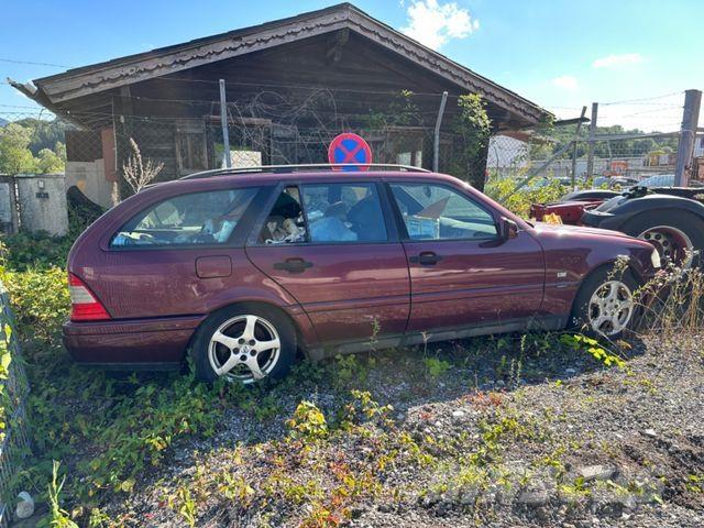 Mercedes-Benz 200 Sõiduautod