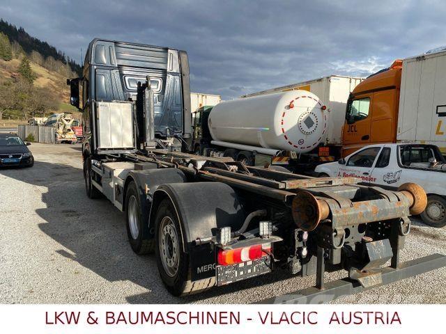 Mercedes-Benz 2563 Konksliftveokid