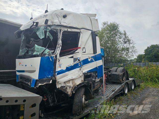 Renault T 440 Sadulveokid