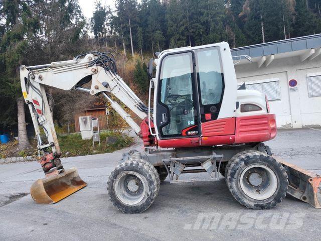 Takeuchi TB295W Ratasekskavaatorid