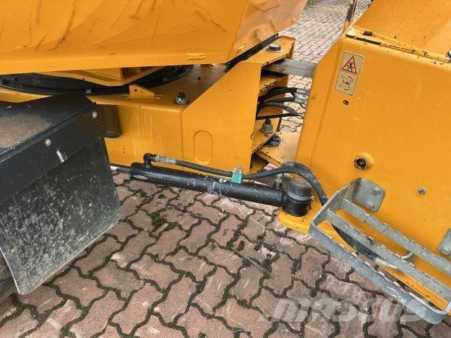 Thwaites MACH443 Muu