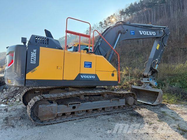 Volvo EC220ENL Roomikekskavaatorid