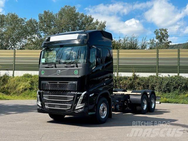 Volvo FH 540 6x4 Raamautod