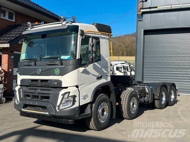 Volvo FMX 500 8x4 Raamautod
