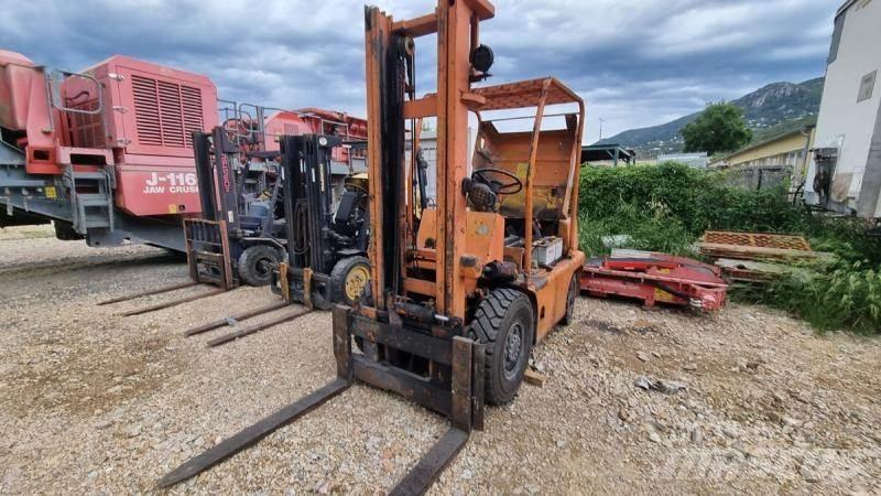 Komatsu FD25T Kahveltõstukid - muud
