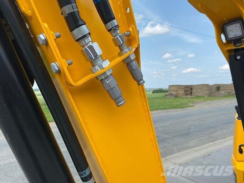 JCB 25-Z1 Cab Pro Roomikekskavaatorid