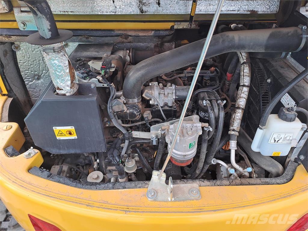 Komatsu  Roomikekskavaatorid