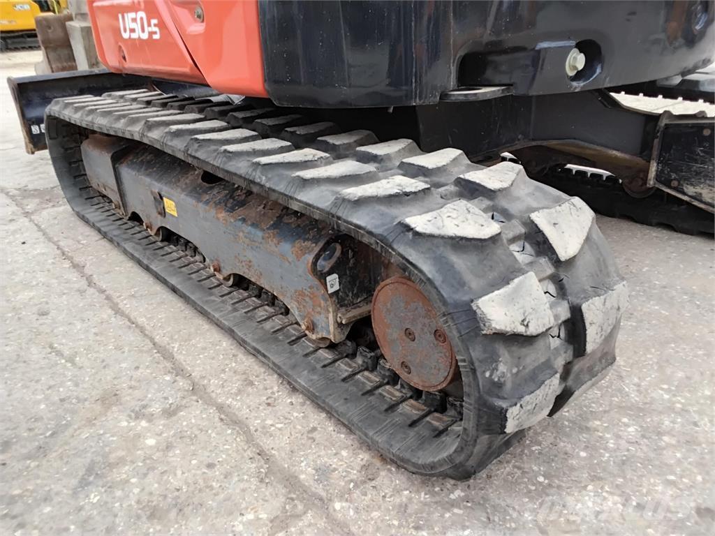 Kubota  Roomikekskavaatorid