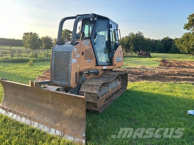 Case IH 750M Dozer Buldooserid