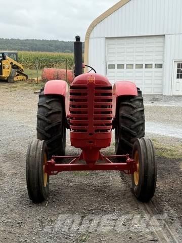  Massey Harris 444 Muu