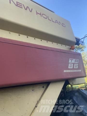 New Holland TR86 Muu
