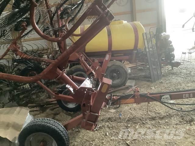 Rhino ER8 Hay Rake Muu