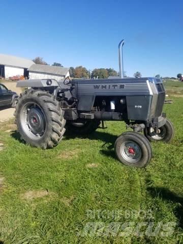 White 2-70 Tractor Muu