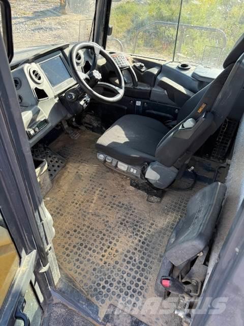 Bell B40E Liigendraamiga pinnaseveokid