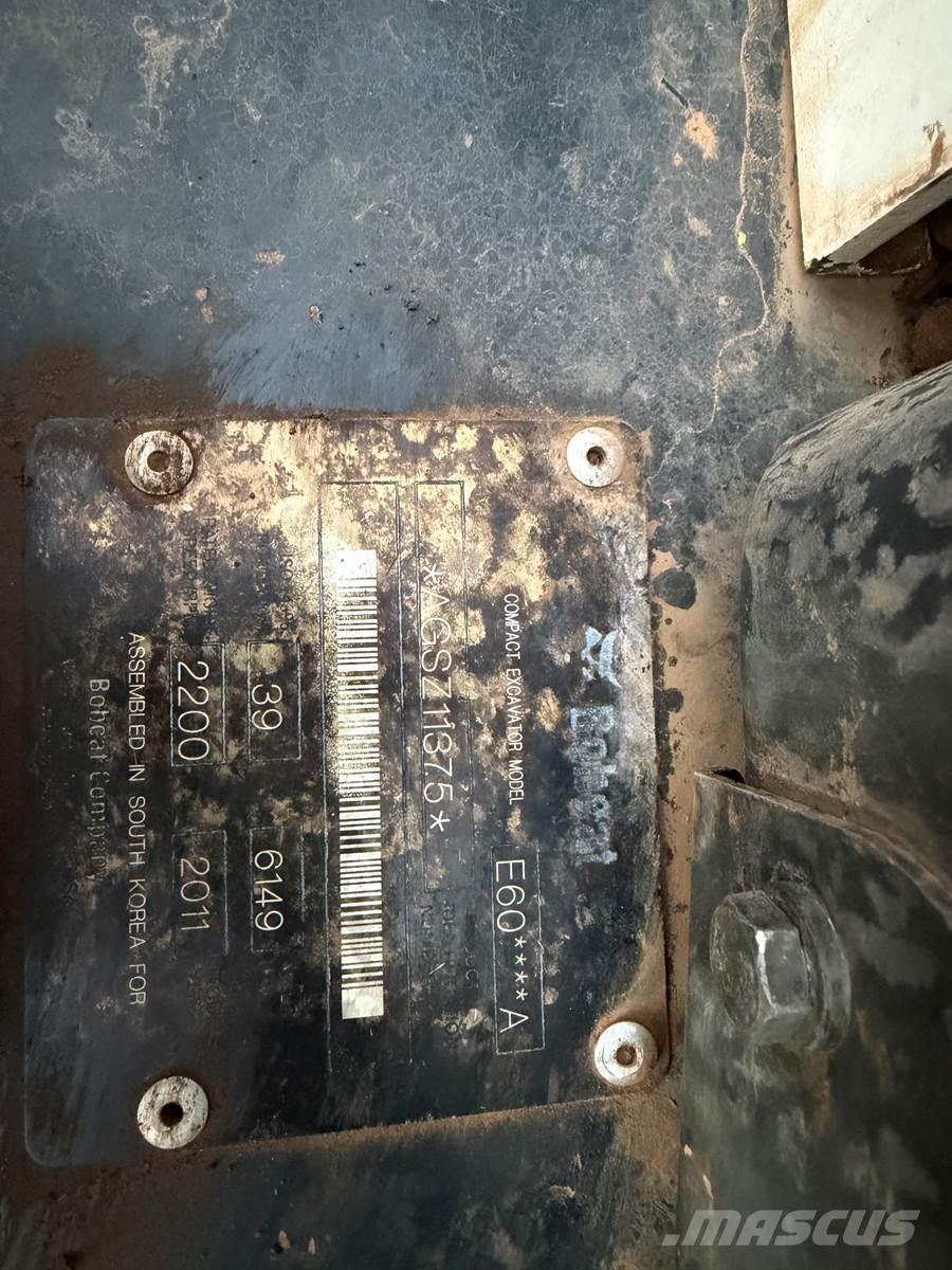 Bobcat E60 Roomikekskavaatorid