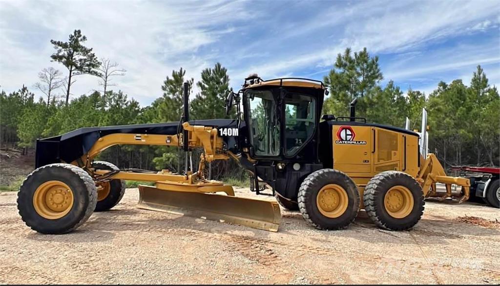 CAT 140M Greiderid