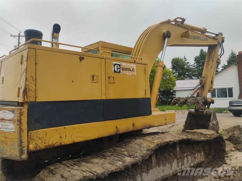 CAT 225 LC Roomikekskavaatorid