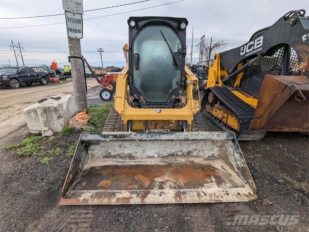 CAT 239D3 Kompaktlaadurid