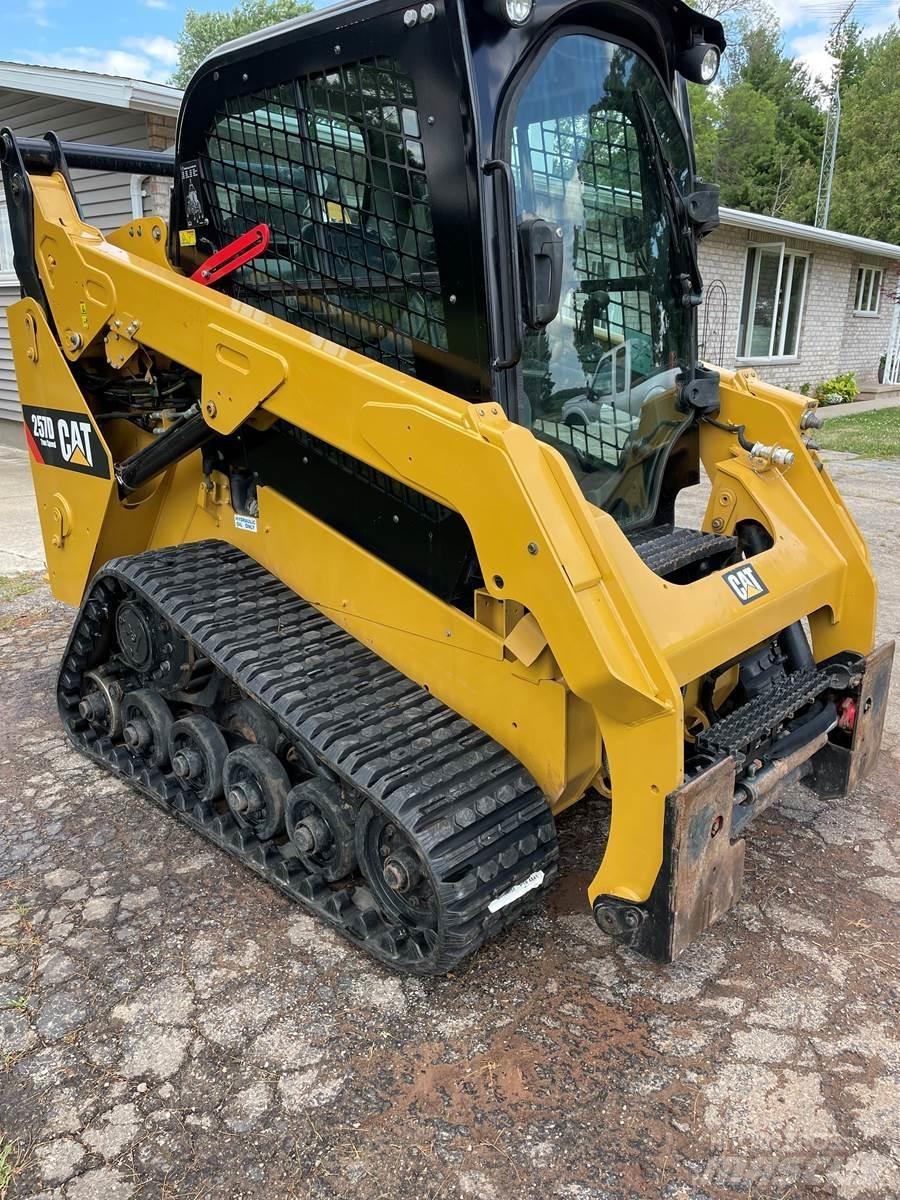 CAT 257D Kompaktlaadurid