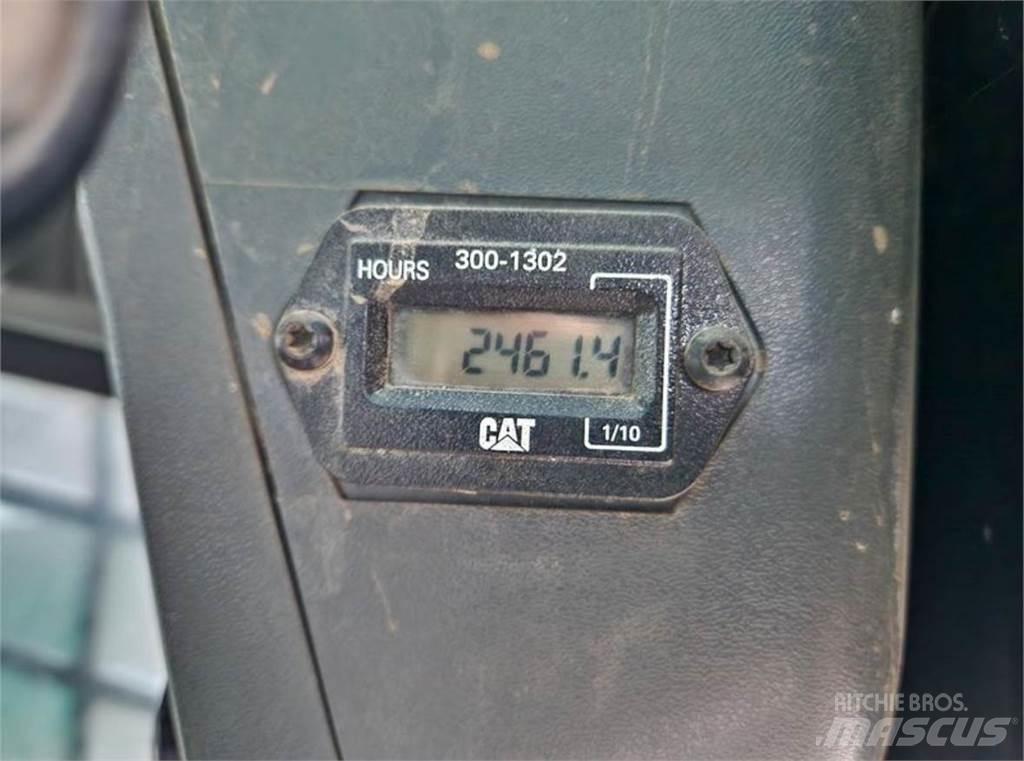 CAT 259B3 Kompaktlaadurid